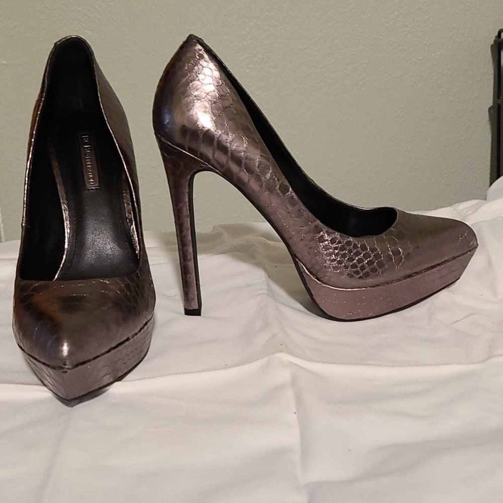 BCBG gun metal snake skin platform heels